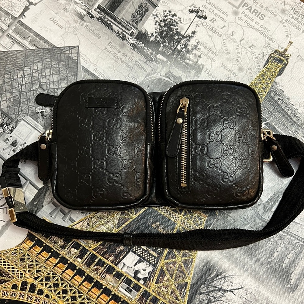 100% Authentic GUCCI GG Guccissima Leather Fanny Pack Black.